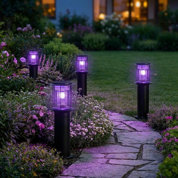 4 lampes de jardin solaires en acier inoxydable avec destructeur de moustiques, balises LED 2 en 1, lumière blanc chaud 300 lm, UV de 15 lm contre les insectes, IP44, 25 x 60 cm